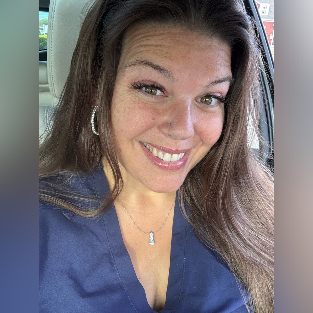 Meet your Posher, Jennifer